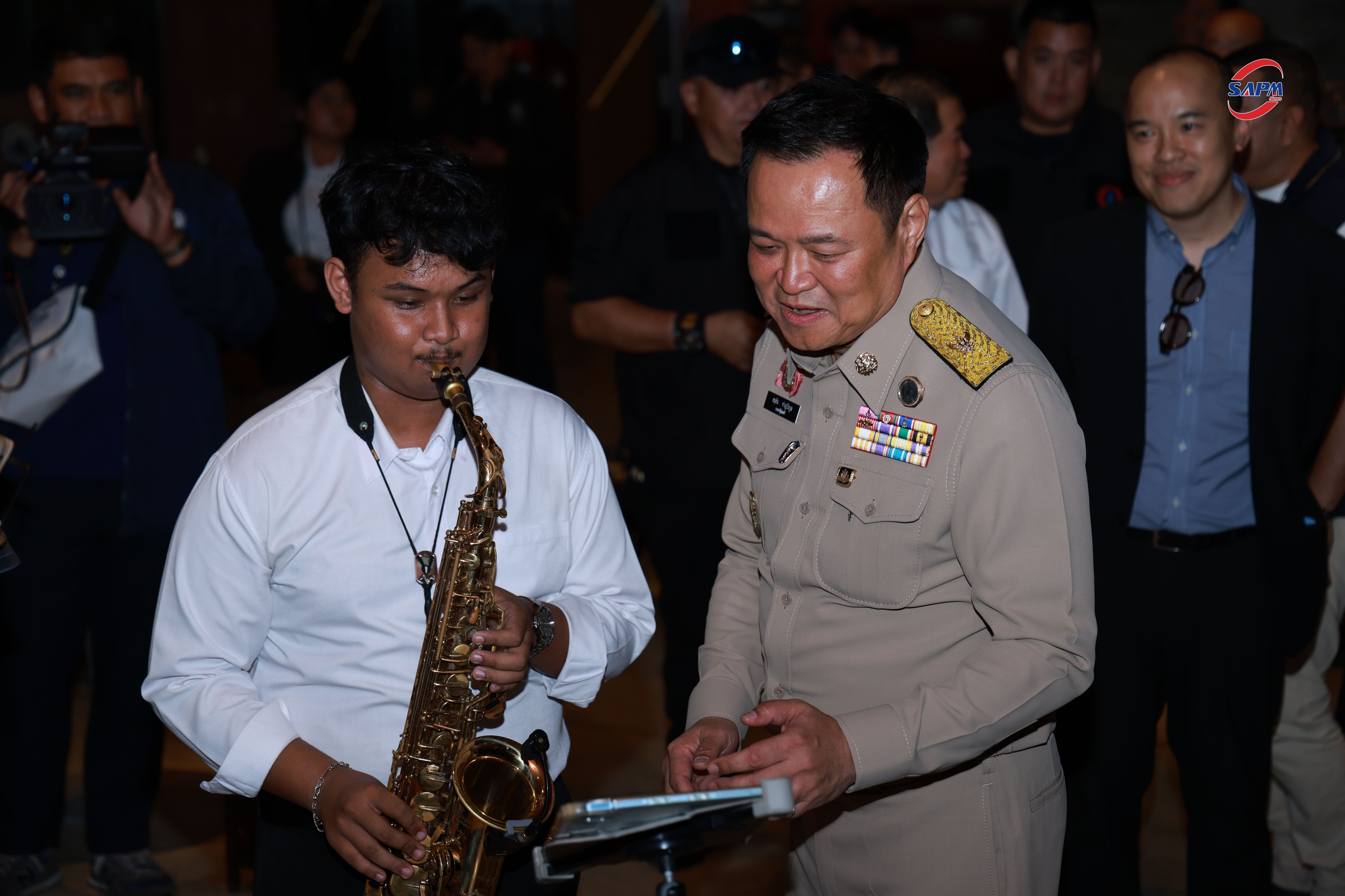 ลายน้ำ (3).jpg